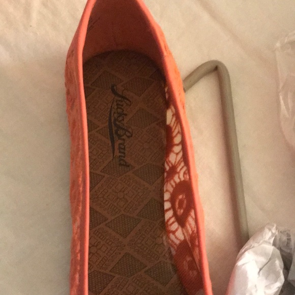 Flats - Picture 2 of 4